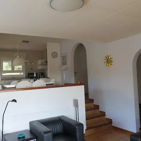 Ref Nav55 Villa *